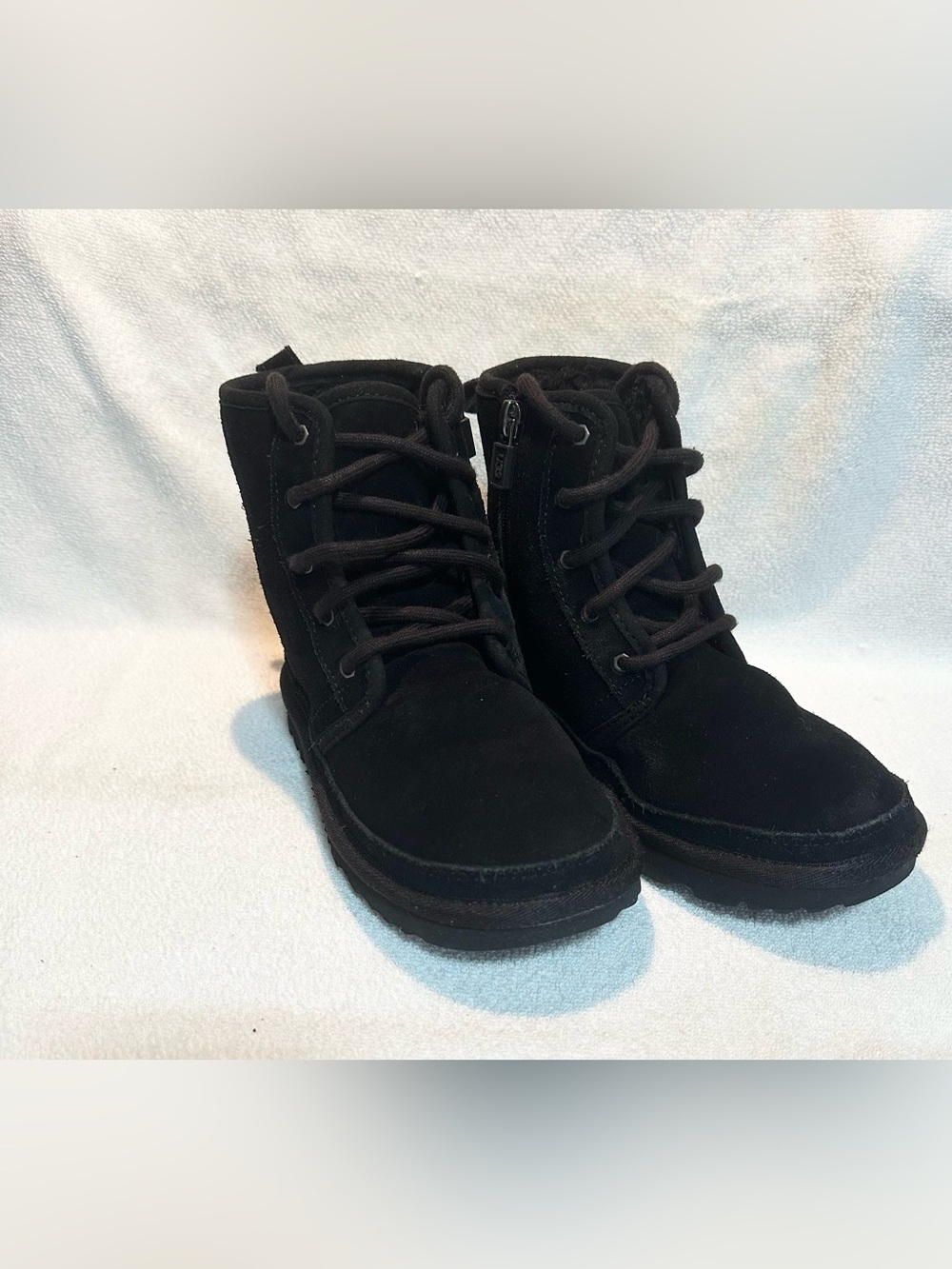 UGG Kids Harkley black Suede Boot size 2 big kid